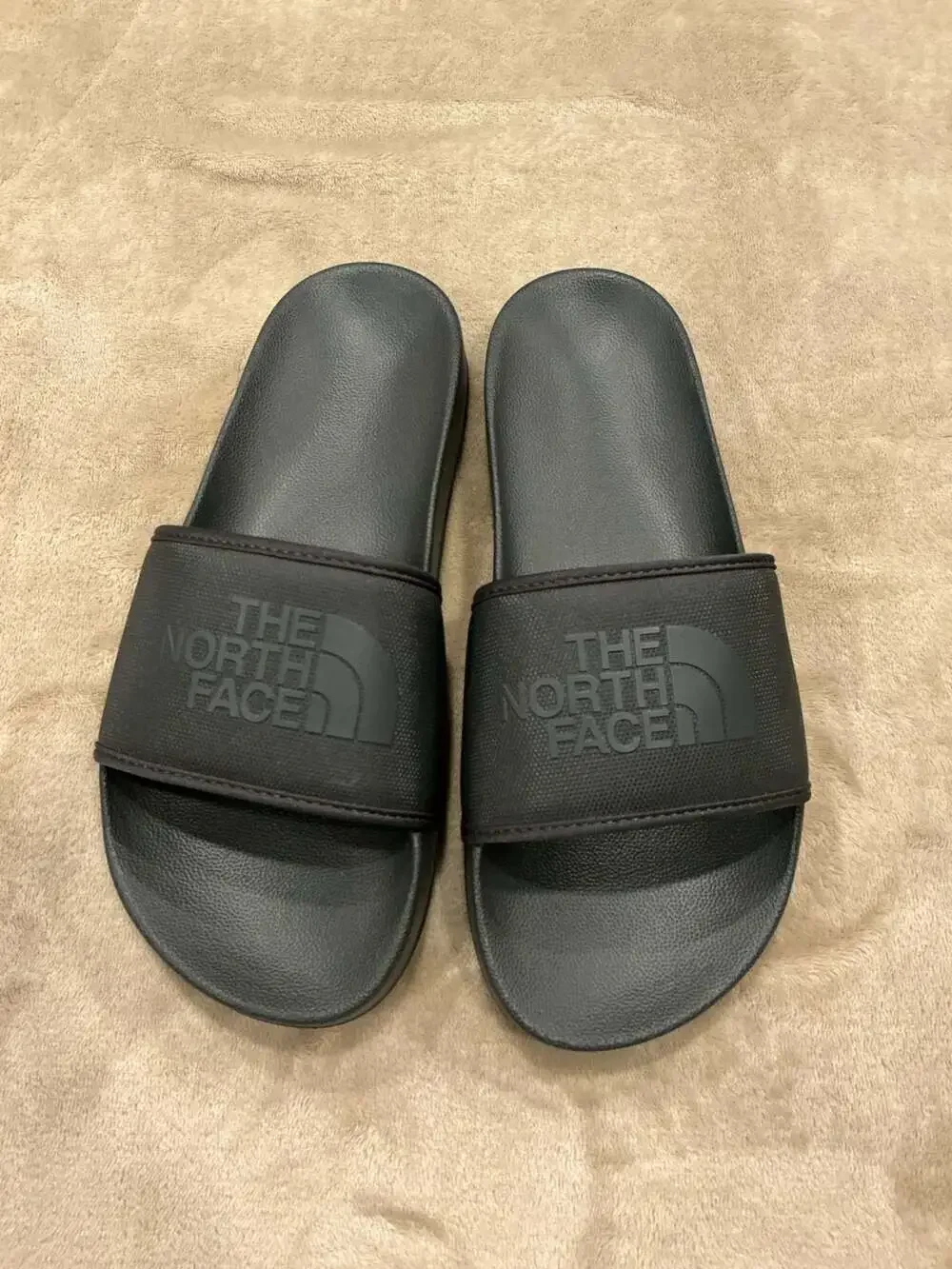 The North Face Men's Base Camp Slide III Sandals in Black SIZE 7